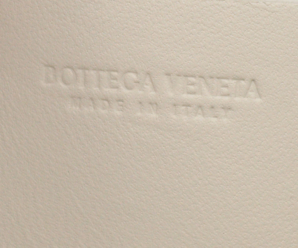 Bottega Veneta White Cassette Belt Bag 8