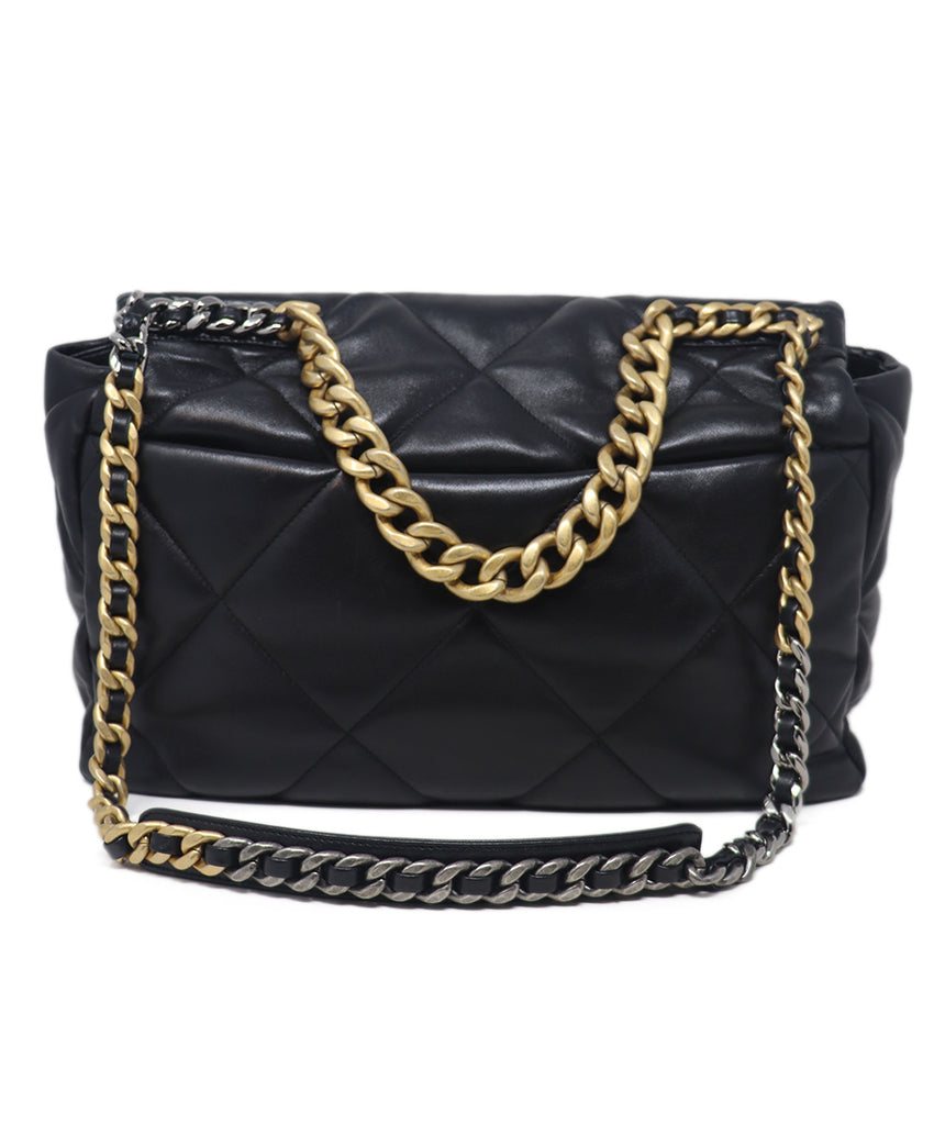 Chanel Black Lambskin Shoulder Bag 2