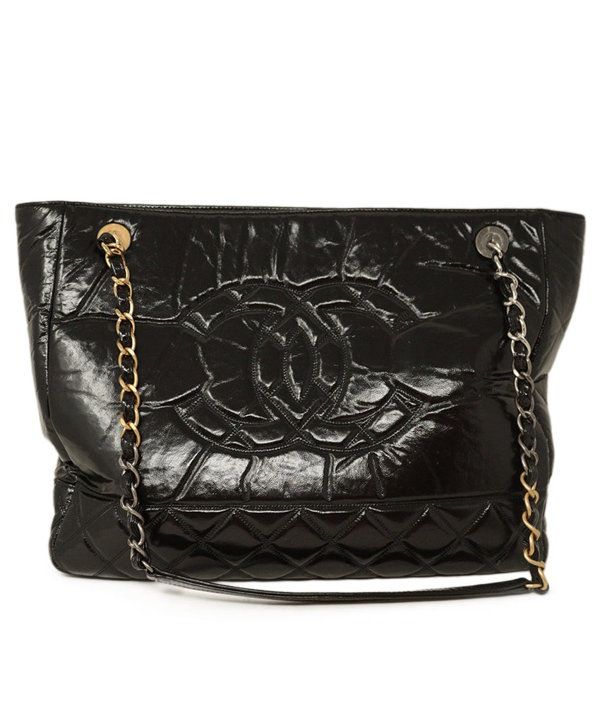 Chanel Black Patent Leather Shoulder Bag 