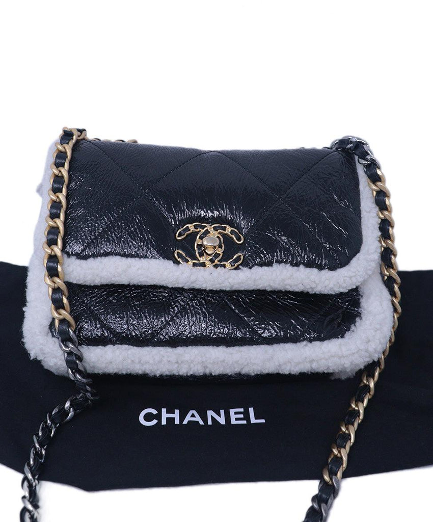 Chanel 2021 Shearling Stripe Medium 19 Flap Bag 5