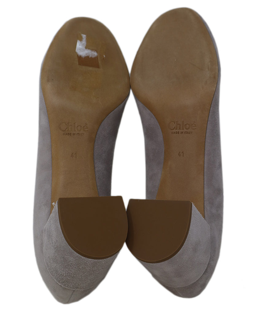 Chloe Grey Suede Scallop Trim Heels 4