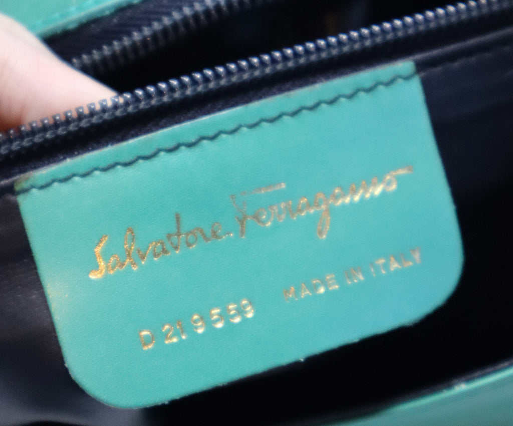 Ferragamo Green Leather Shoulder Bag 6