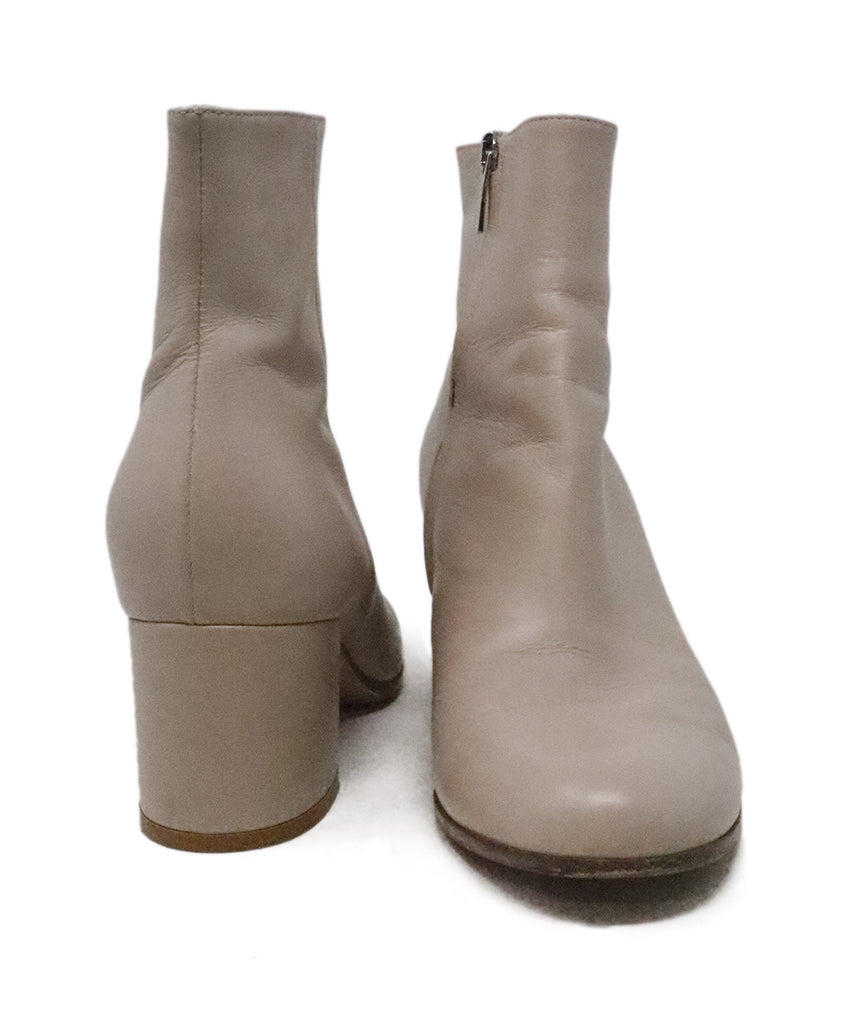 Gianvito Rossi Beige Leather Booties 2