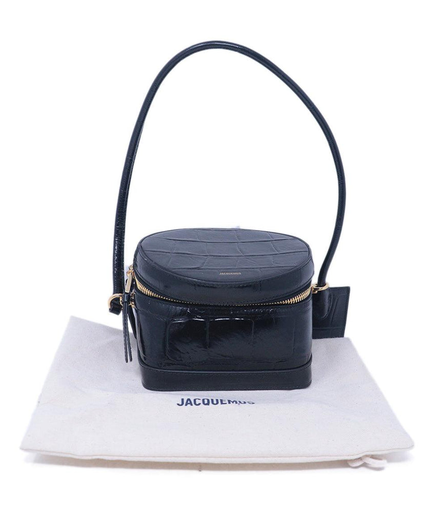 Jacquemus Black Pressed Leather Shoulder Bag 5