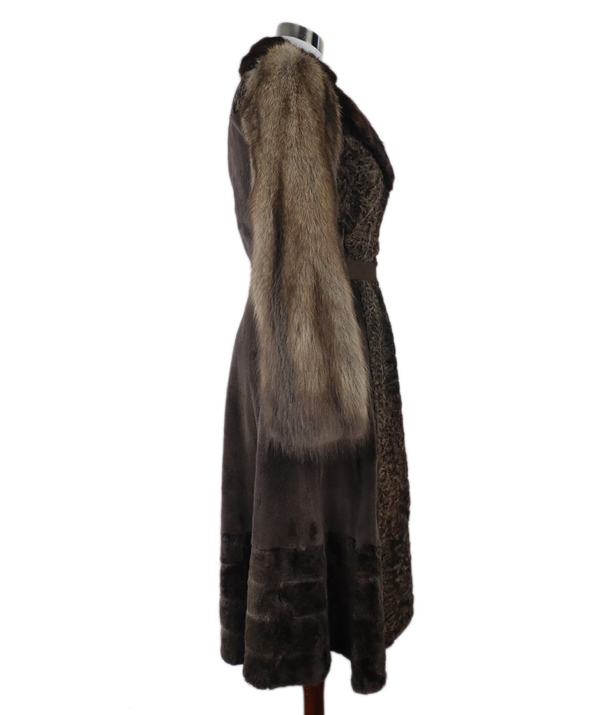 Louis Vuitton Vintage Brown Fur Coat 1