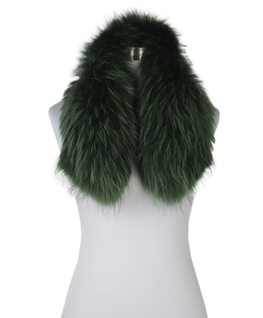 Mr.& Mrs. Italy Green Fox Fur Collar 3