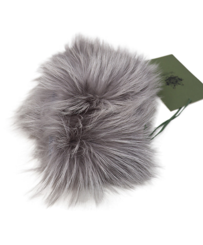 Mr.& Mrs. Italy Grey Fox Fur Collar 1