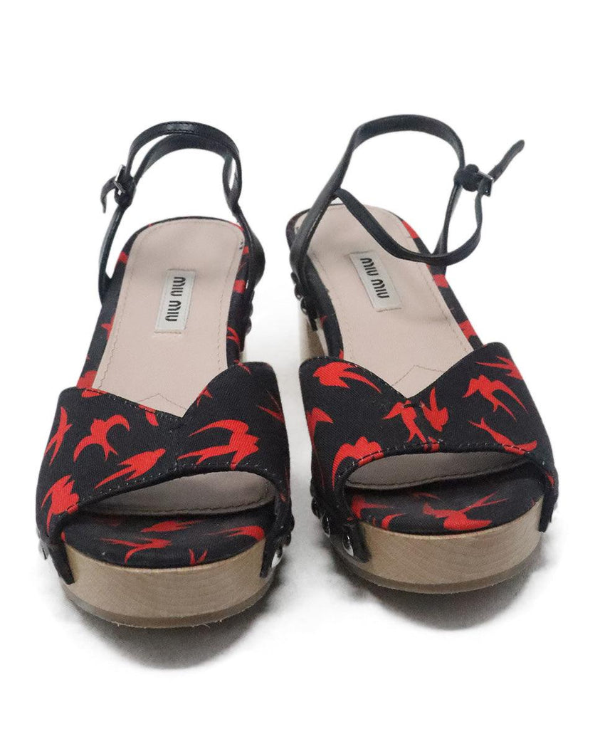 Miu Miu Black & Red Print Wood Sandals sz 6.5 - Michael's Consignment NYC